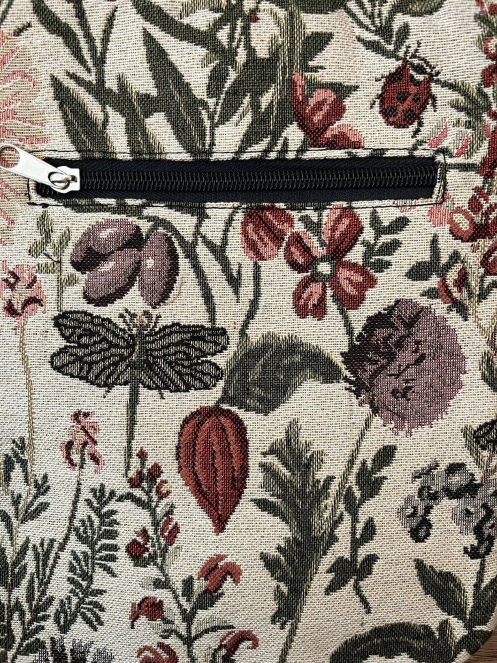 Floral Dragonfly Ladybug Tapestry E Reader Crossbody Bag Tablet Carry Case New - Picture 5 of 5